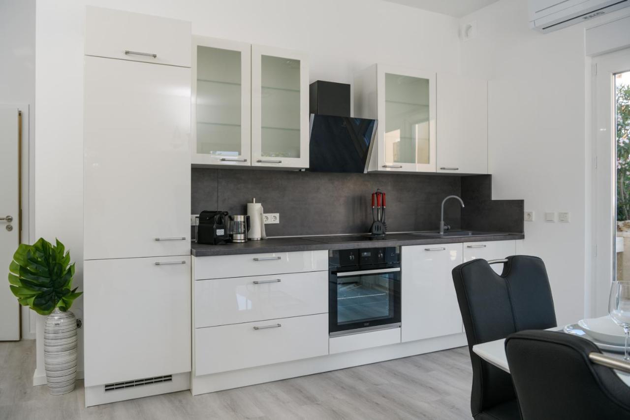 Ma Premantura Luxury Apartments Ferienwohnung Unterkunft - Premantura Pula Istria Exteriör bild